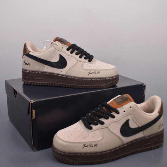 Nike Air Force 1 Low Black and Peace - Picture 1 of 9